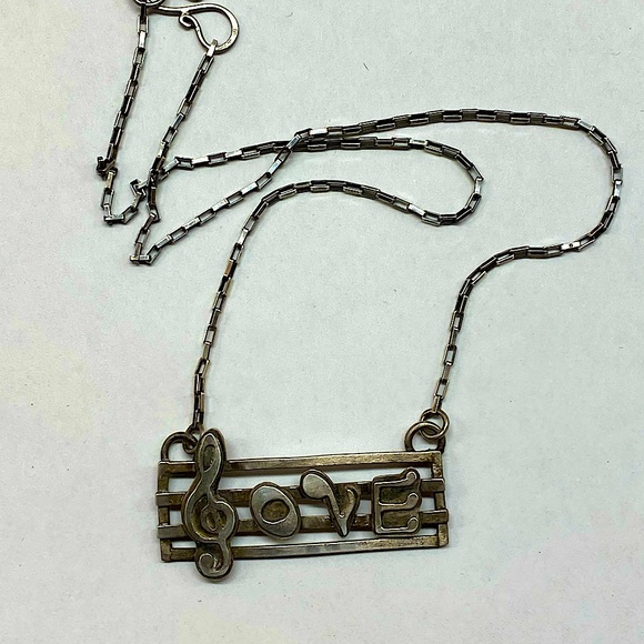 Handmade Sterling music 🎼 Love Necklace - Picture 2 of 5